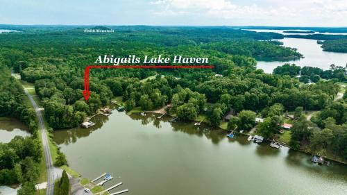 Jacksons' Gap House | Abigail's Lake Haven