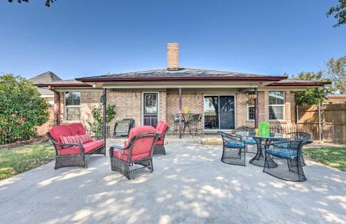 Abilene House | Abilene Home with BBQ and Pvt Yard, 1 Mi to ACU!