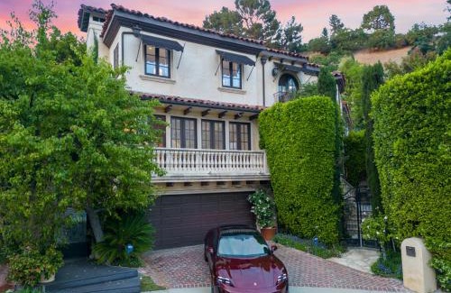 Beverly Hills Apartment | Abington