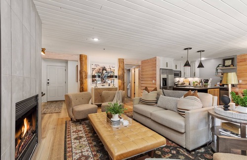 Deer Valley Condo | Abode at Black Bear #105 | New LUX MTN condo, fully renovated at DV & Restaurants! Private Hot Tub