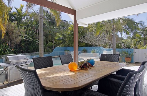 Ewingsdale House | Abode at Byron - private hideaway with 17m pool