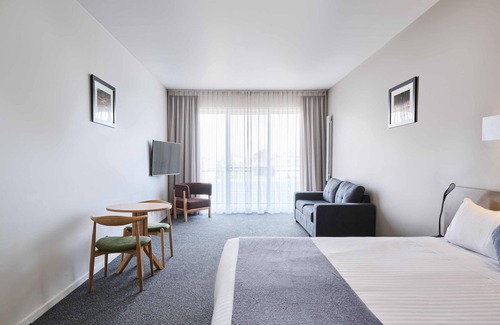 Gungahlin Hotel | Abode Gungahlin