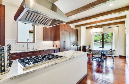 Panorama Ranch House | Above Crown Jewel I Premiere I Lake Austin Waterfront I Eventsl Luxe Services