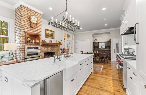 Franklin House | Above Nashville Franklin Heritage House| Walking Distance| Historic IServices
