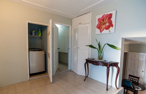 Constant Spring Apartment | Above The City Lights