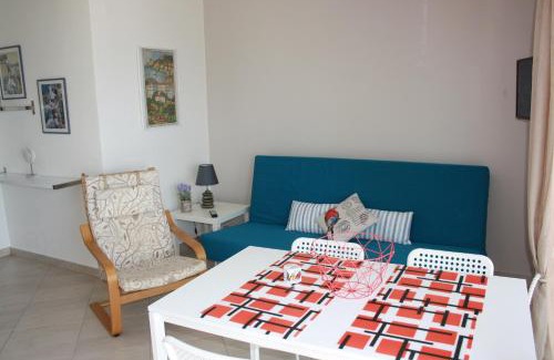 Kallikratia Apartment | Above the Sea Apartment
