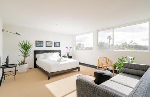 Hillcrest Hotel | Abpopa Hillcrest
