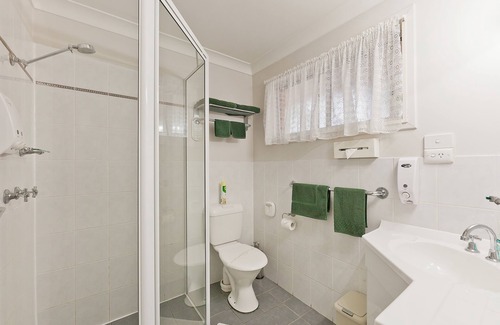 East Tamworth Hotel | Abraham Lincoln Motel