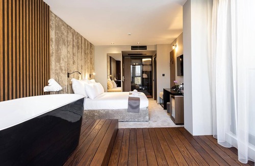 Sofia City Center Hotel | Abrazo Sofia Hotel by HMG