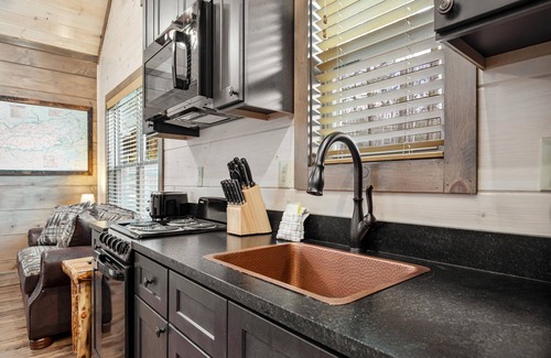 Rocky Grove Cabin | Abright Grove - Unit 2