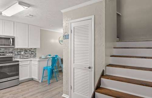 Open Sands House | Absolute Beach: Coastal Retreat Only 700FT 2 Beach, BBQ, + FREE Activities!