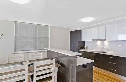 The Entrance Apartment | Absolute Beach front @ The Entrance