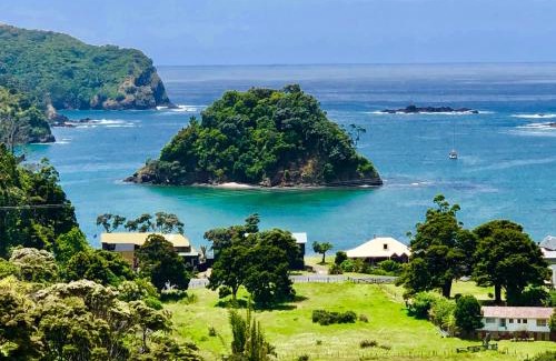 Tutukaka House | Absolute Beach front-Tutukaka Harbour
