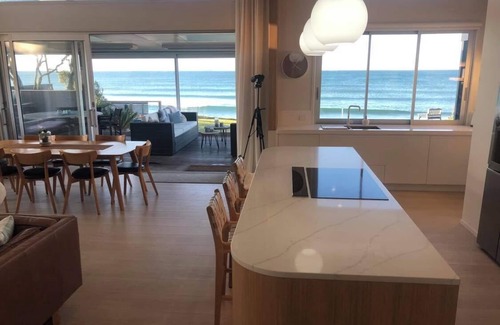 Pukehina House | ABSOLUTE BEACHFRONT PARADISE