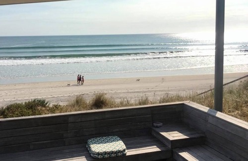 Pukehina House | ABSOLUTE BEACHFRONT PARADISE