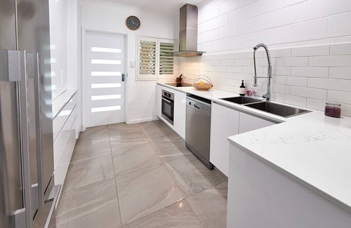 Bramston Beach House | Absolute Beachfront at Bramston Beach