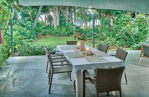 Bramston Beach House | Absolute Beachfront at Bramston Beach