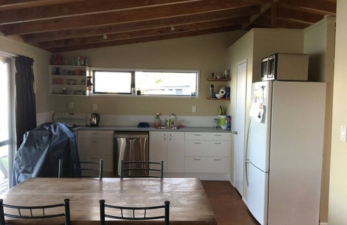 Pataua House | Absolute beachfront at Pataua South