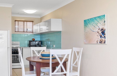 Lennox Head Apartment | Absolute Beachfront Apartment 2T