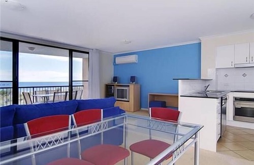 Marcoola Apartment | Absolute Beachfront Marcoola Beach Rooftop Apartment