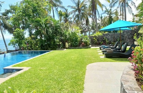 Tulamben Villa | Absolute Beachfront Private 3 bedroom Villa with Pool on 1200m2 of Tropical Land