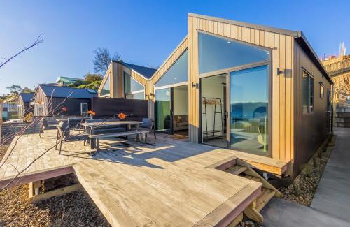 Hilltop House | Absolute Lakefront House