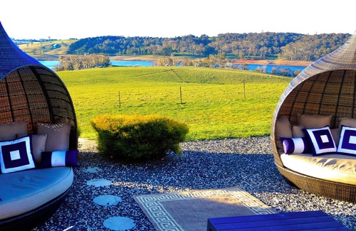 Oberon House | ABSOLUTE LUXURIOUS LAKEFRONT HOMESTEAD AT ALPINE LAKE OF OBERON BLUE MOUNTAINS