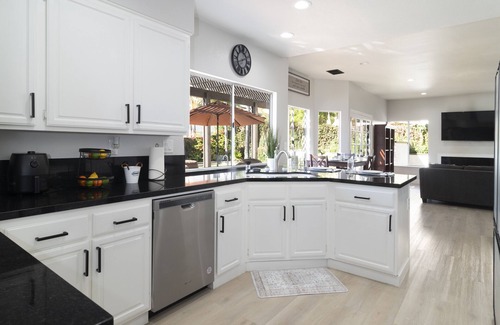 Wildomar House | Absolutely Stunning, Newly Renovated/Decorated, Pool/Spa Home! nPet friendly!