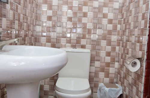 Koforidua Hotel | Absor Royal Hotel
