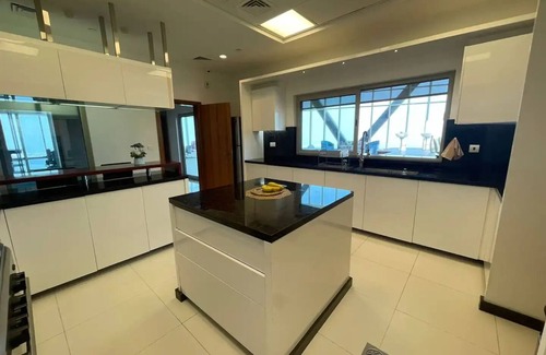 Abu Dhabi Apartment | ABU-PEN Abu Dhabi Penthouse