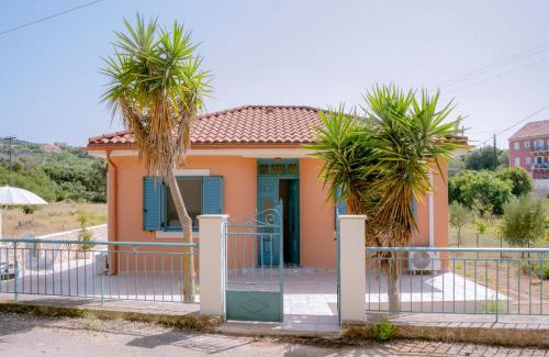 Antipata House | Abuelita Cottage