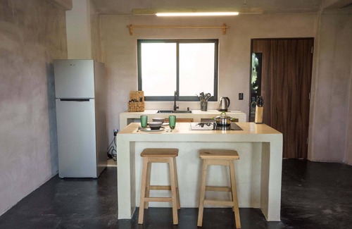 Santa Maria Apartment | AC Bedroom Daily Clean Pool Reliable Wi-Fi