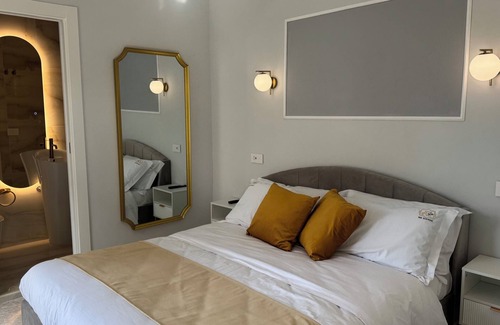 Reggio Calabria Bed & Breakfast | AC GOLD B&B Boutique Rooms & Suites