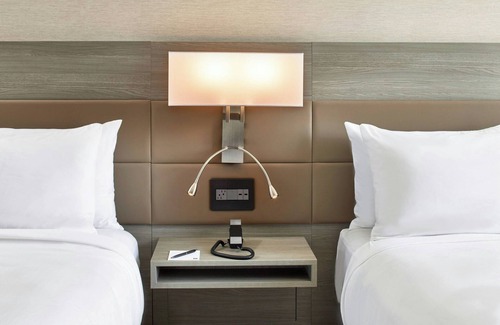 West Oak Hill Hotel | AC Hotel by Marriott Austin Hill Country
