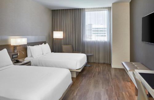 Aventura Hotel | AC Hotel by Marriott Miami Aventura