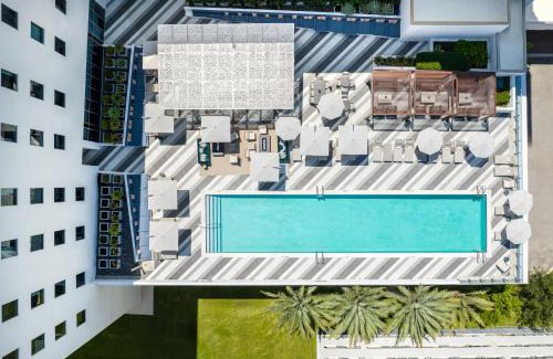 Aventura Hotel | AC Hotel by Marriott Miami Aventura