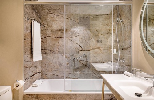 Santa Cruz de Tenerife Hotel | AC Hotel Tenerife by Marriott