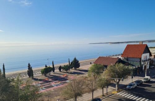 Puerto Madryn Apartment | AC suites, vista al mar !