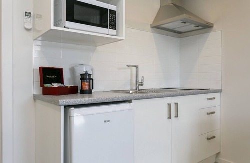 Taupo Hotel | Acacia Lake View Motel