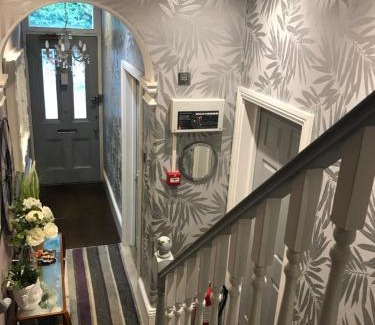 Guildford Bed & Breakfast | Acacia Villas Guest House