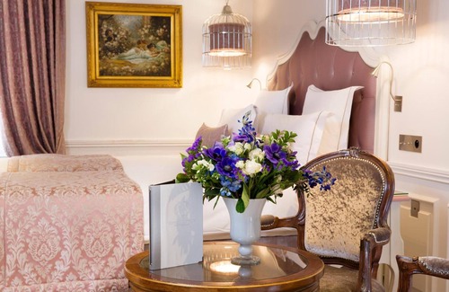Saint-Thomas-d'Aquin Hotel | Académie Hôtel Saint Germain