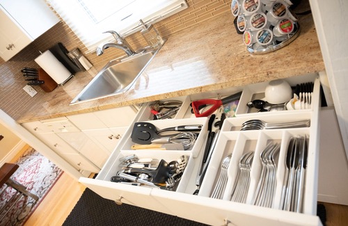 Winnipeg House | Academy & Wellington (Suite 2) Sleeps 8 (six beds) on Academy & Wellington