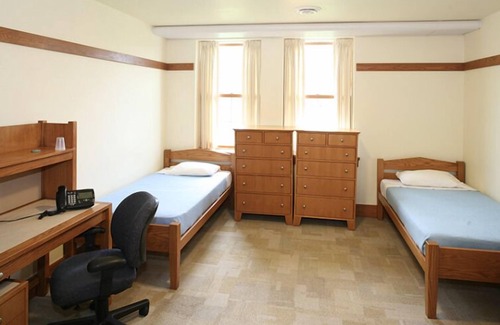 Wolfville Hotel | Acadia University