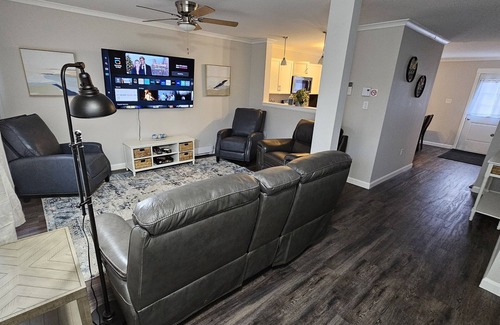 Trenton Condo | Acadia Villas! 2A Lexi: A private neighborhood nestled in the woods.