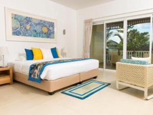 Praslin Island Resort | Acajou Beach Resort