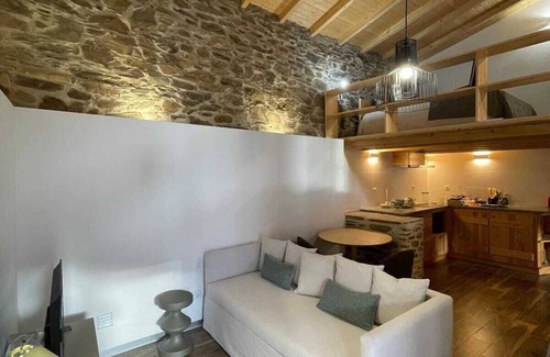 Cafede Cottage | Acalma - Sesmo Casa em Xisto, Numa Tranquila Aldeia