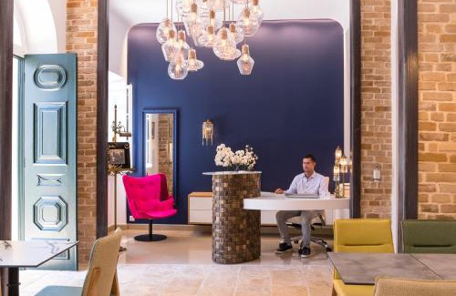 Corfu Town Hotel | Acanthus blue