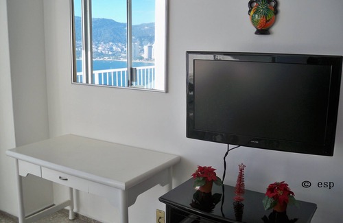 Costera Acapulco Apartment | Acapulco Beachfront Studio Condo, Fabulous View!