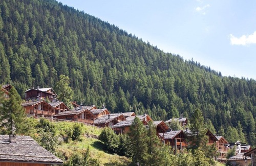 Sainte-Foy-Tarentaise Condo | Accès Piscine Intérieure + Spa Sur Place | Appartement Près des Pistes!