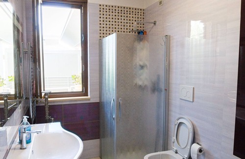 Bisceglie Bed & Breakfast | Access room